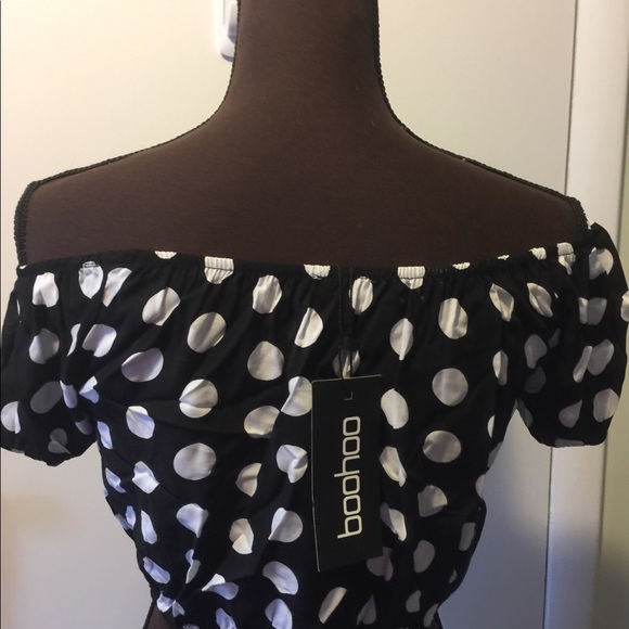 BNWT Polka Dot Crop Top off shoulder - Picture 3 of 4